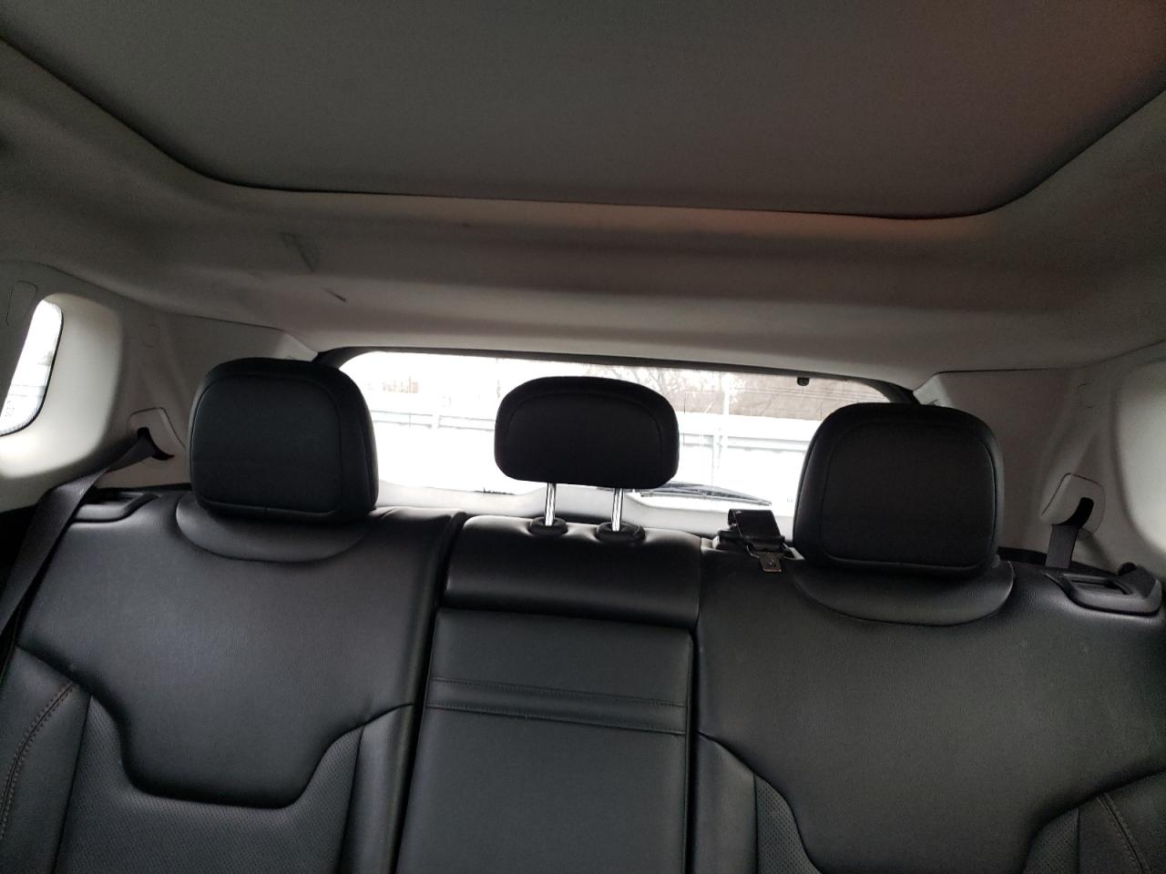 2020 Jeep Compass Limited VIN: 3C4NJDCB4LT105946 Lot: 49146825