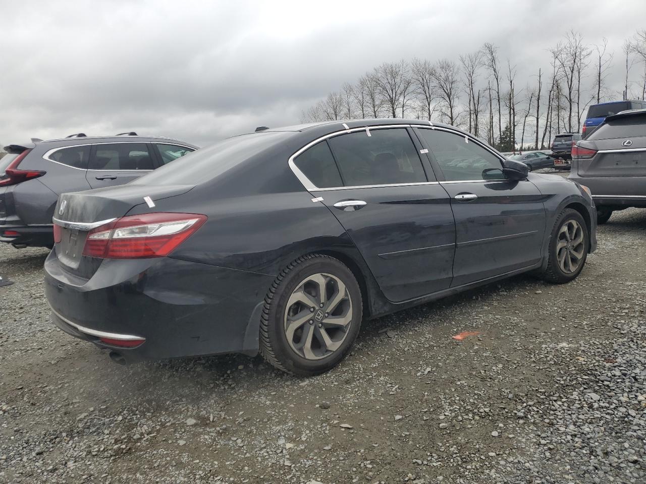 1HGCR2F92HA066187 HONDA ACCORD 2017