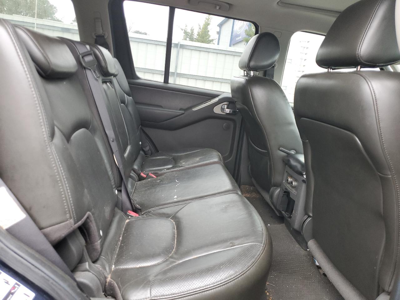2006 Nissan Pathfinder - Image 11