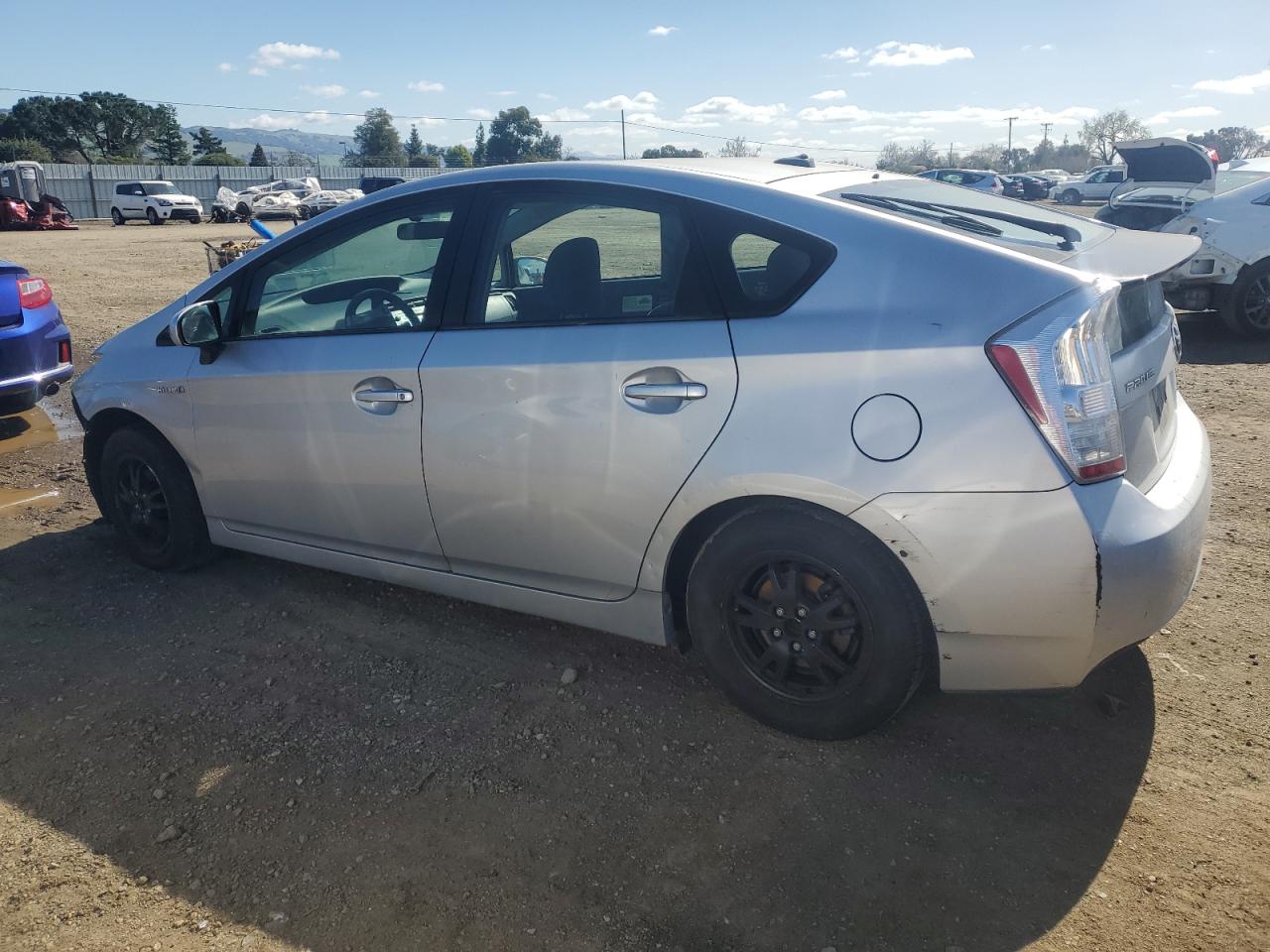 2010 Toyota Prius - Image 2