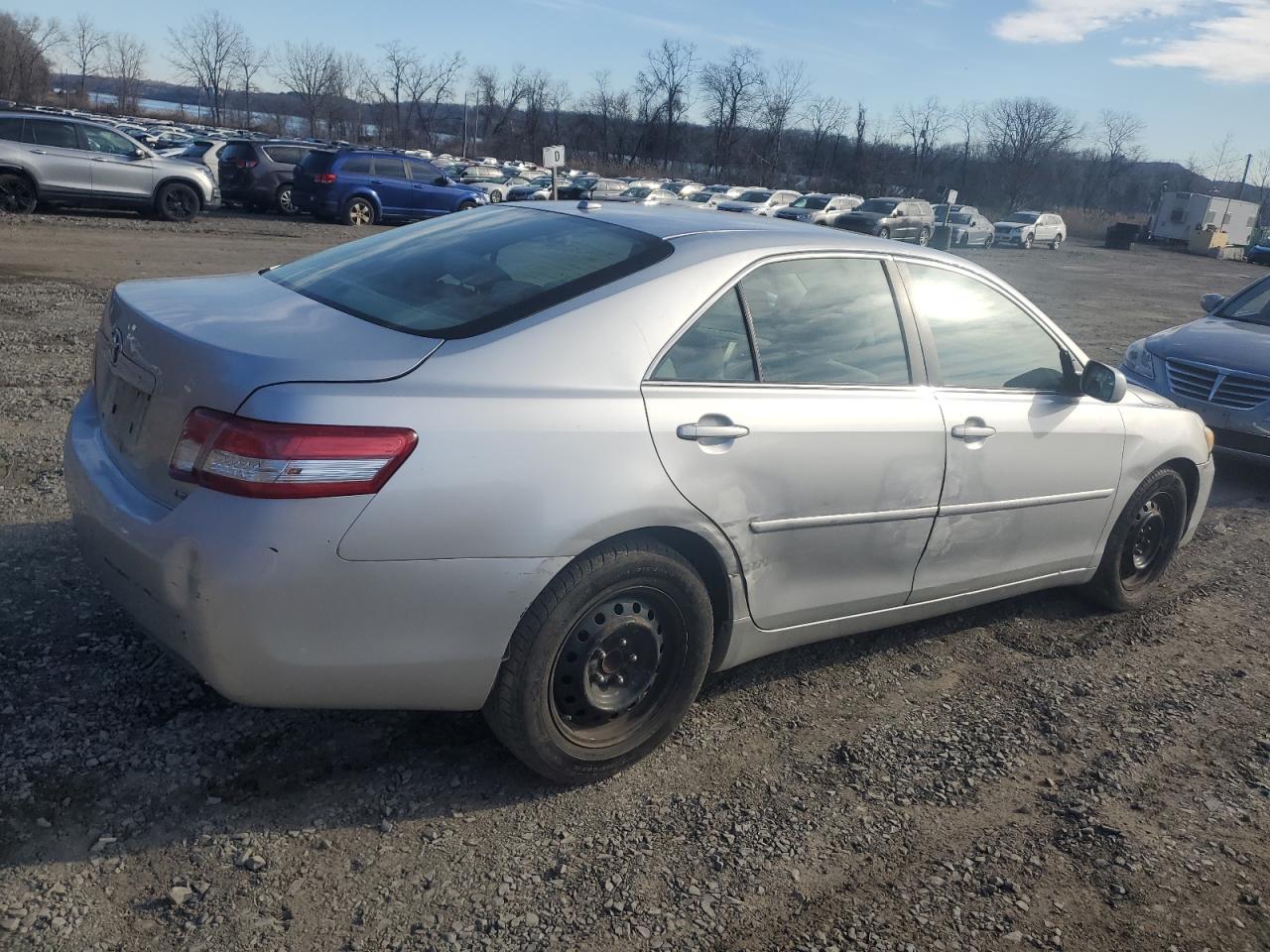2010 Toyota Camry - Image 3