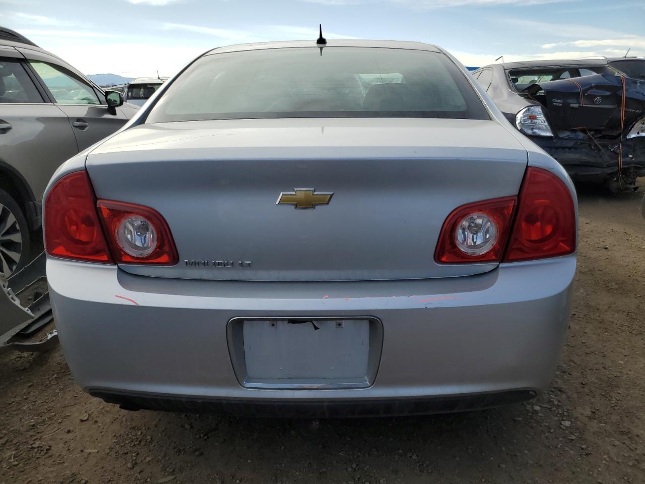 2011 Chevrolet Malibu - Image 6