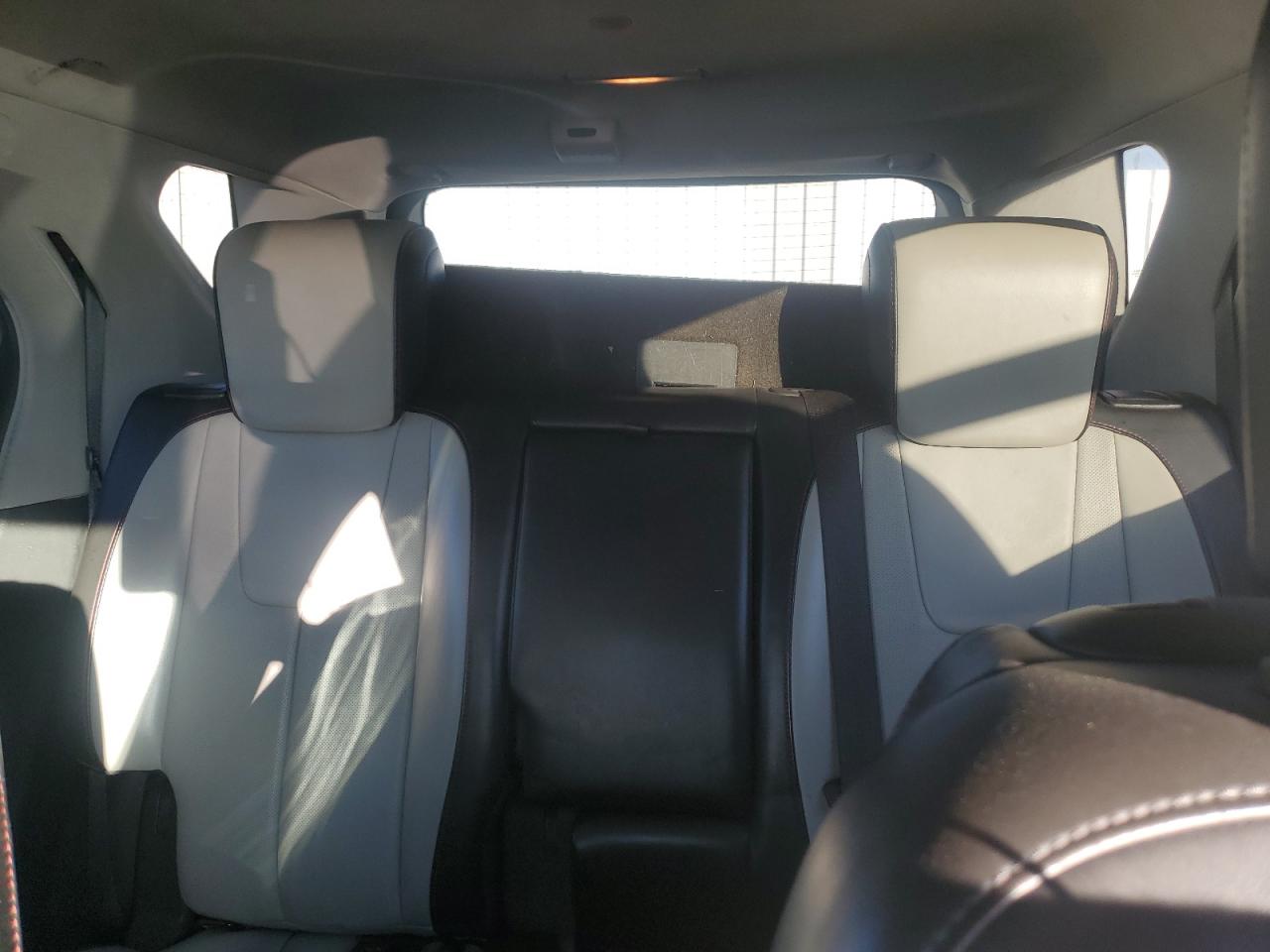 2010 Chevrolet Equinox - Image 10