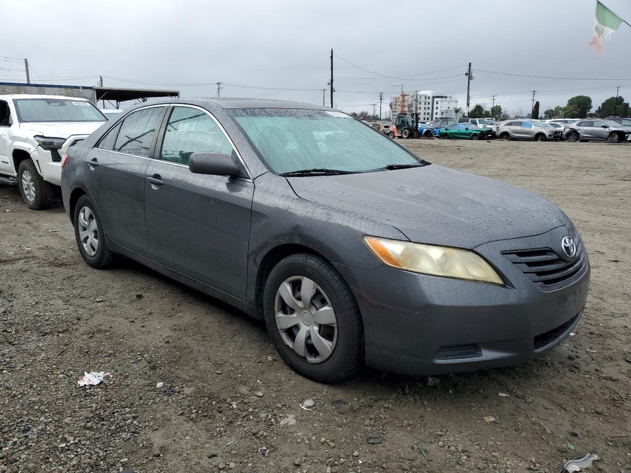 2009 Toyota Camry - Image 4