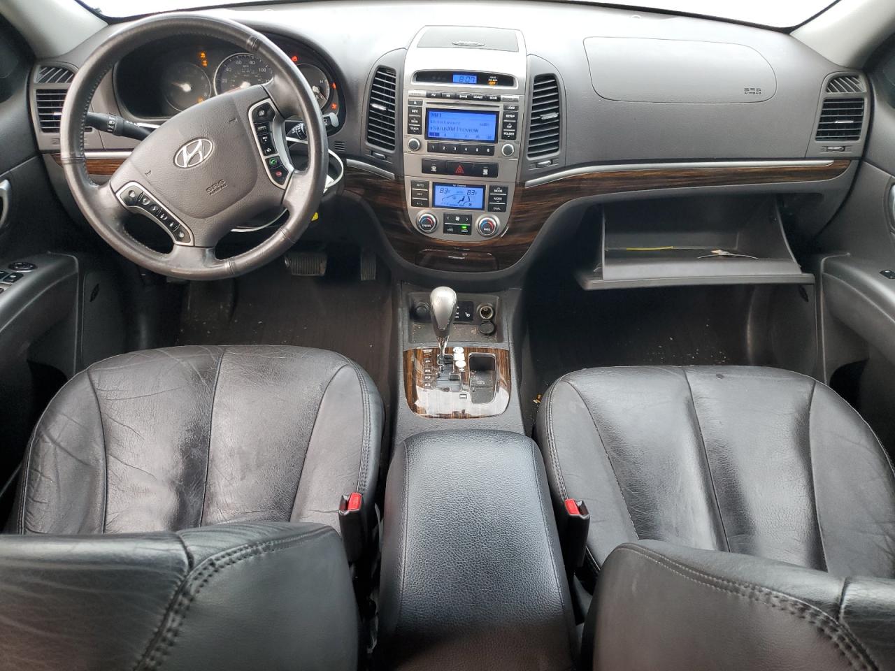 2012 Hyundai Santa Fe - Image 8