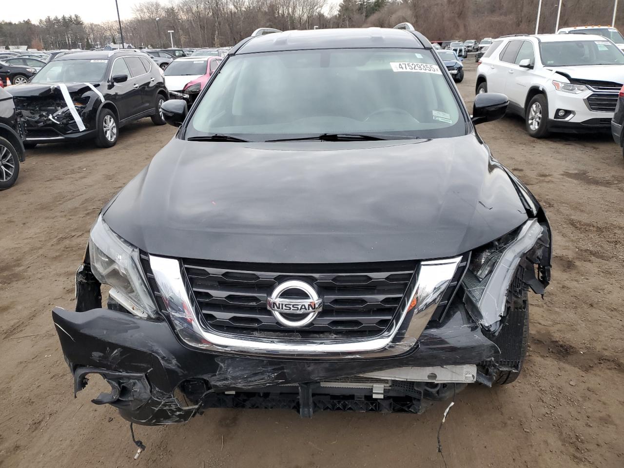 2018 Nissan Pathfinder - Image 5