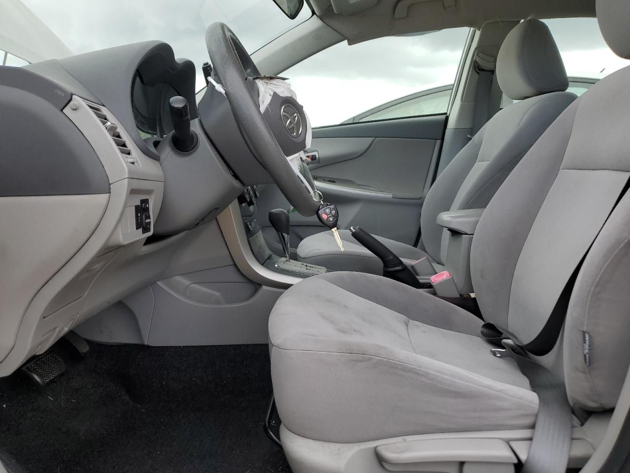 2010 Toyota Corolla - Image 7