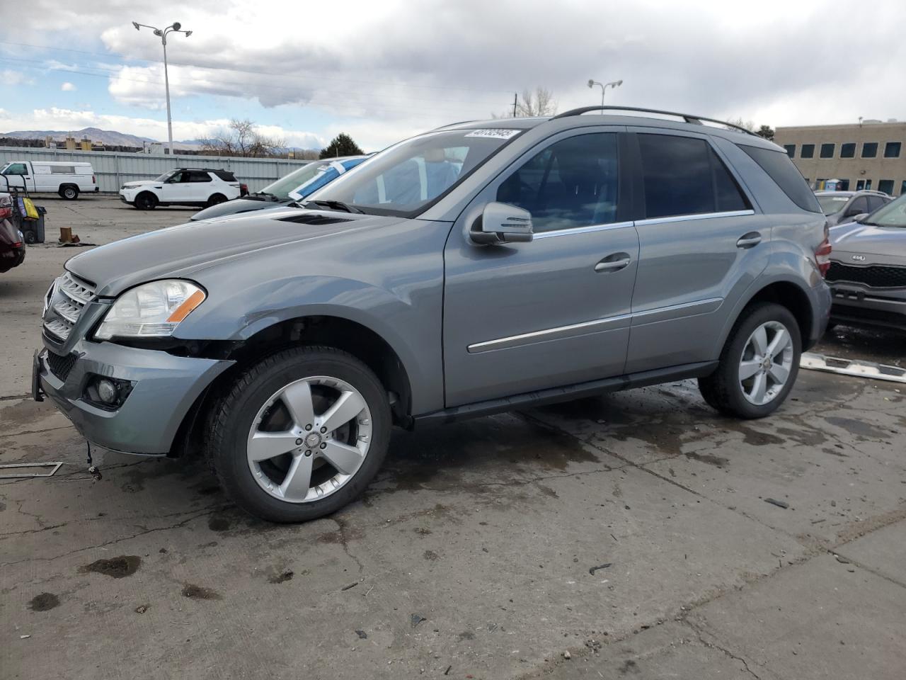 2011 Mercedes-Benz Ml 350 4Matic للبيع في Littleton، CO - Front End