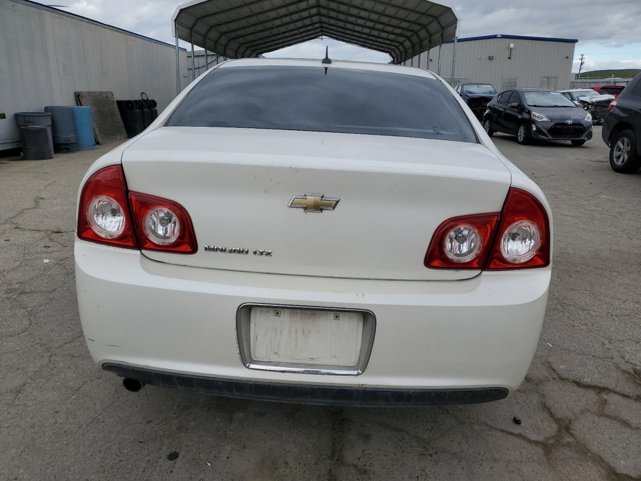 2011 Chevrolet Malibu - Image 6