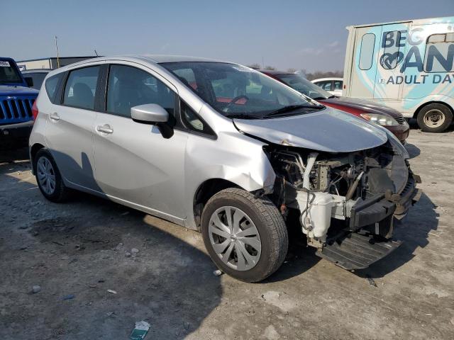  NISSAN VERSA 2017 Srebrny