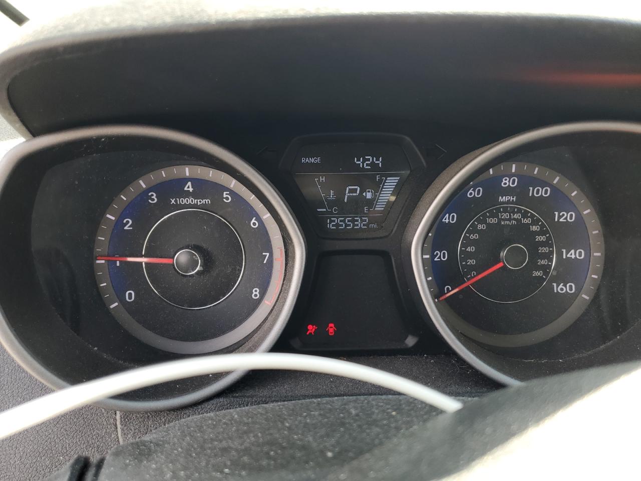 2016 Hyundai Elantra - Image 9
