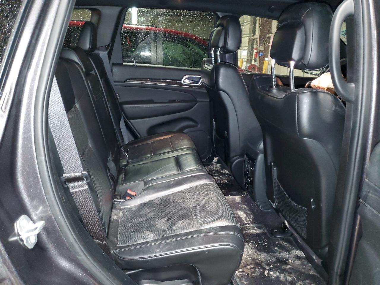 2016 Jeep Grand Cherokee - Image 11