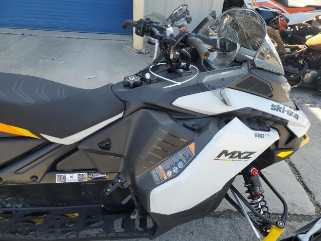 2023 SKIDOO MXZ ADRENA  