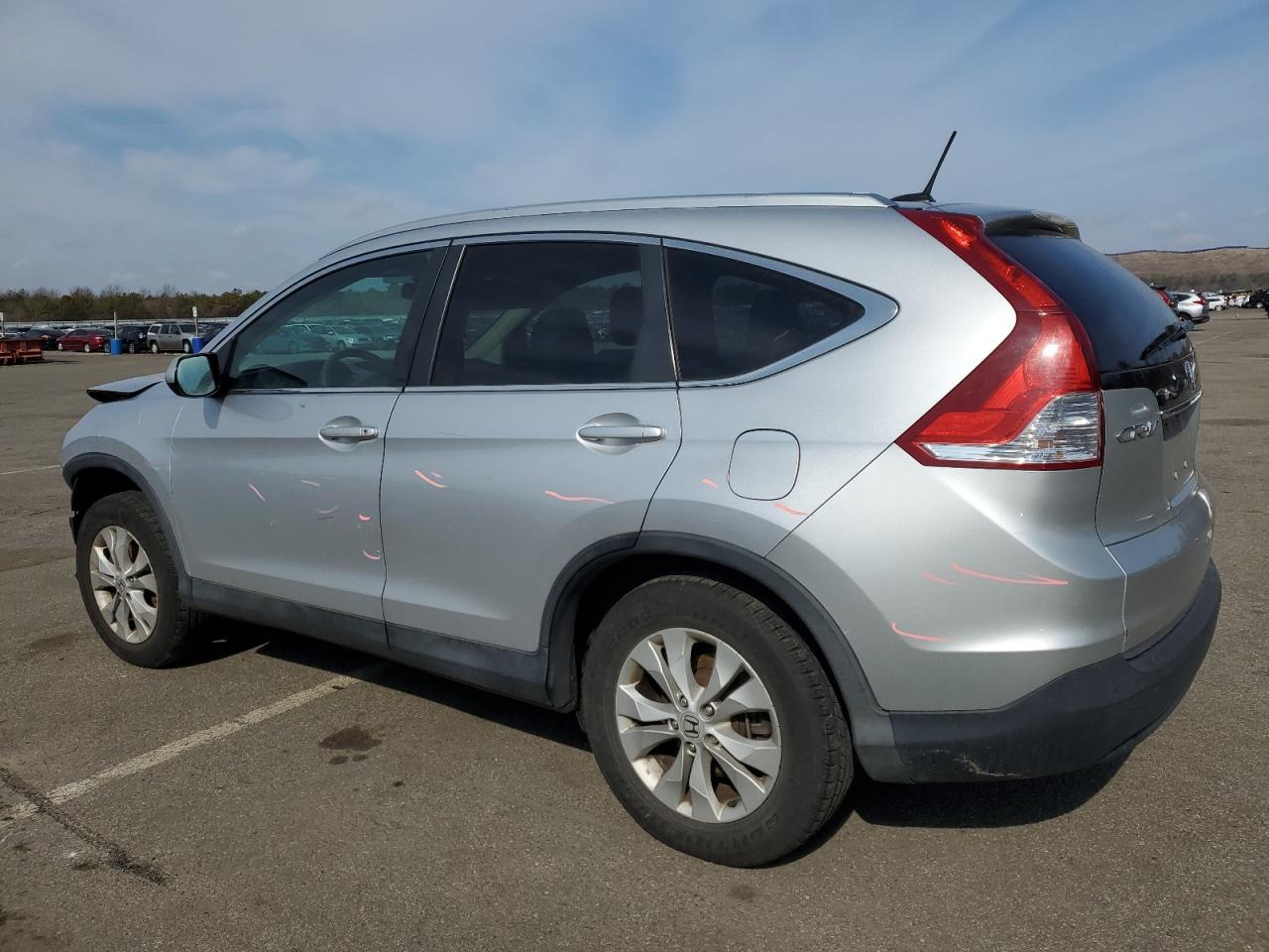 2014 Honda CR-V - Image 2