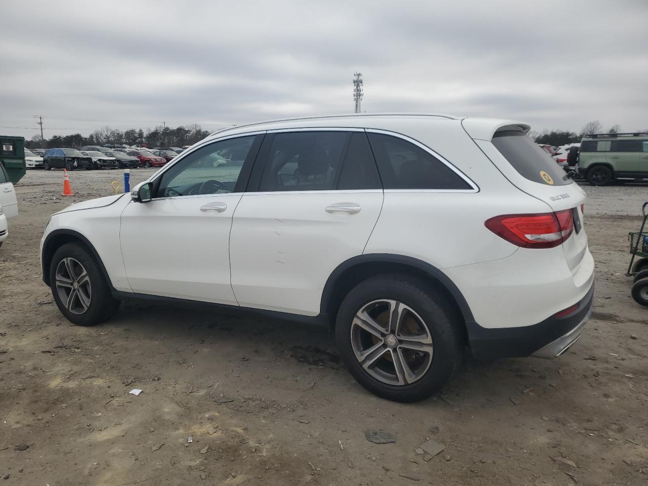 2016 Mercedes-Benz GLC - Image 2