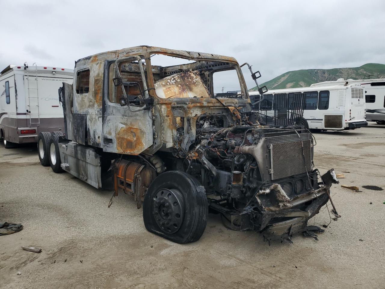2012 Volvo Vn Vnl en Venta en Van Nuys, CA - Burn