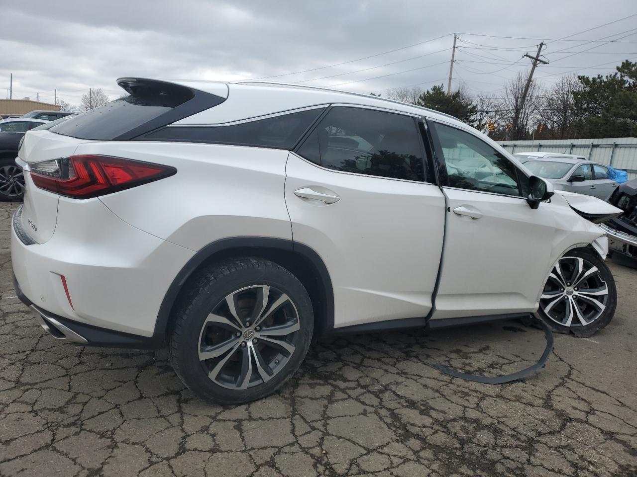 2017 Lexus RX - Image 3