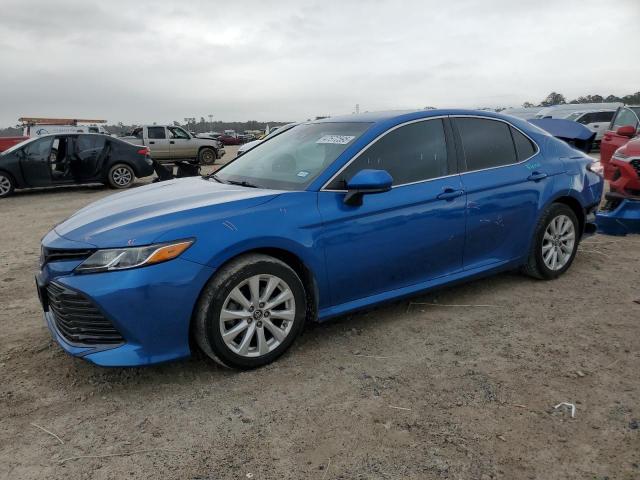  TOYOTA CAMRY 2019 Granatowy