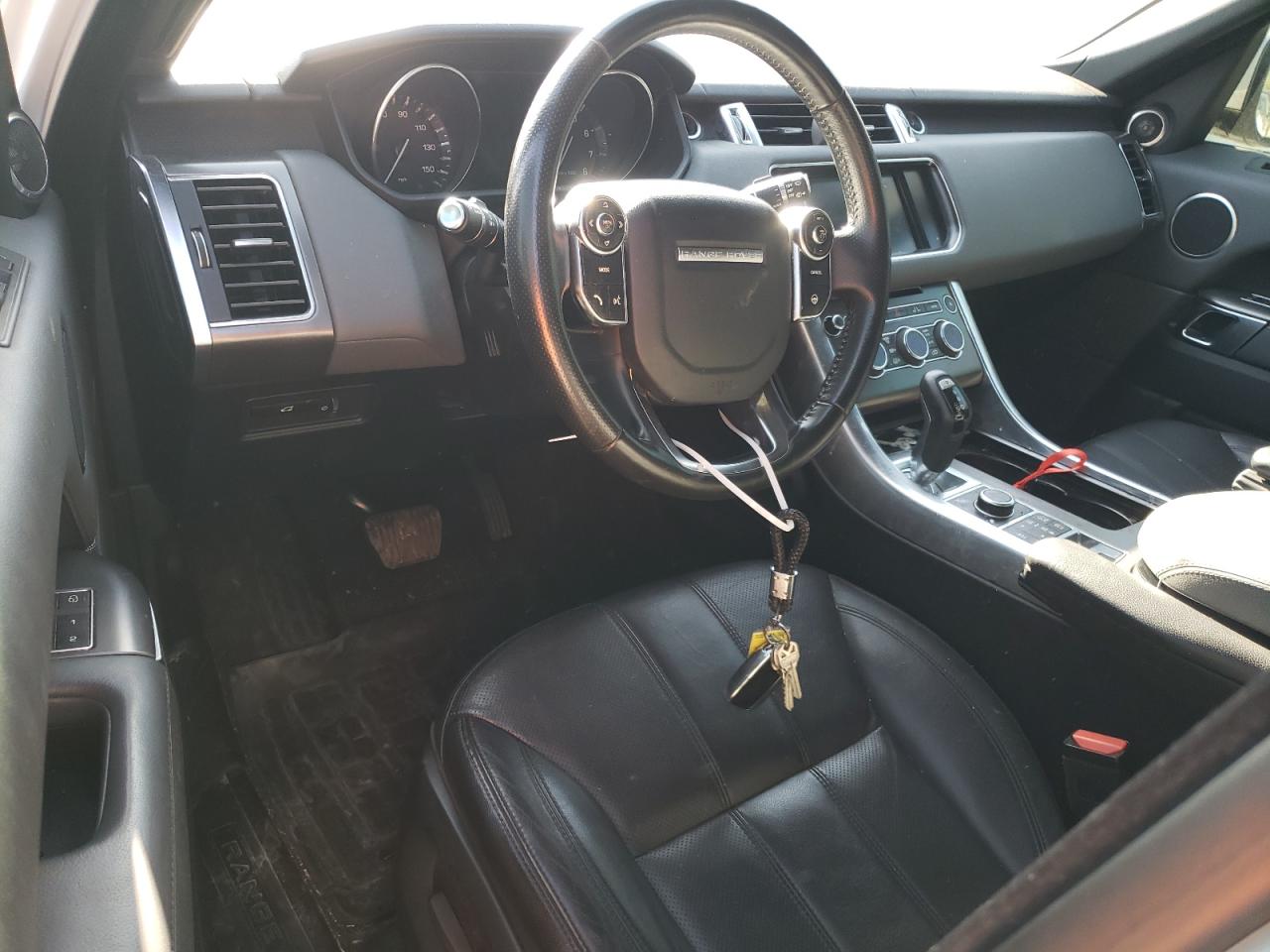 2015 Land Rover Range Rover - Image 8