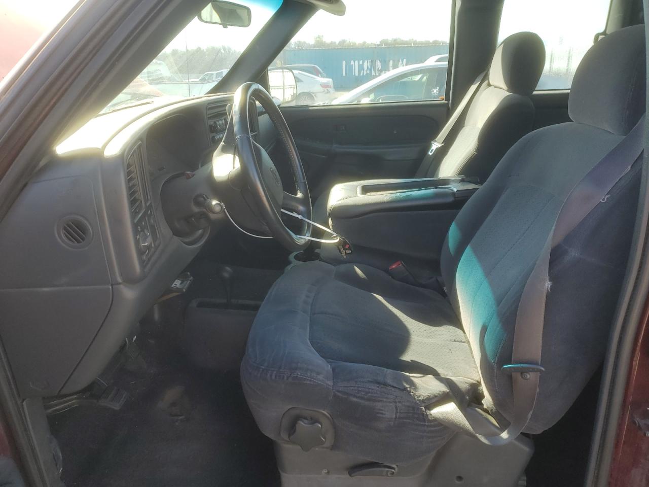 2002 Chevrolet Silverado - Image 7