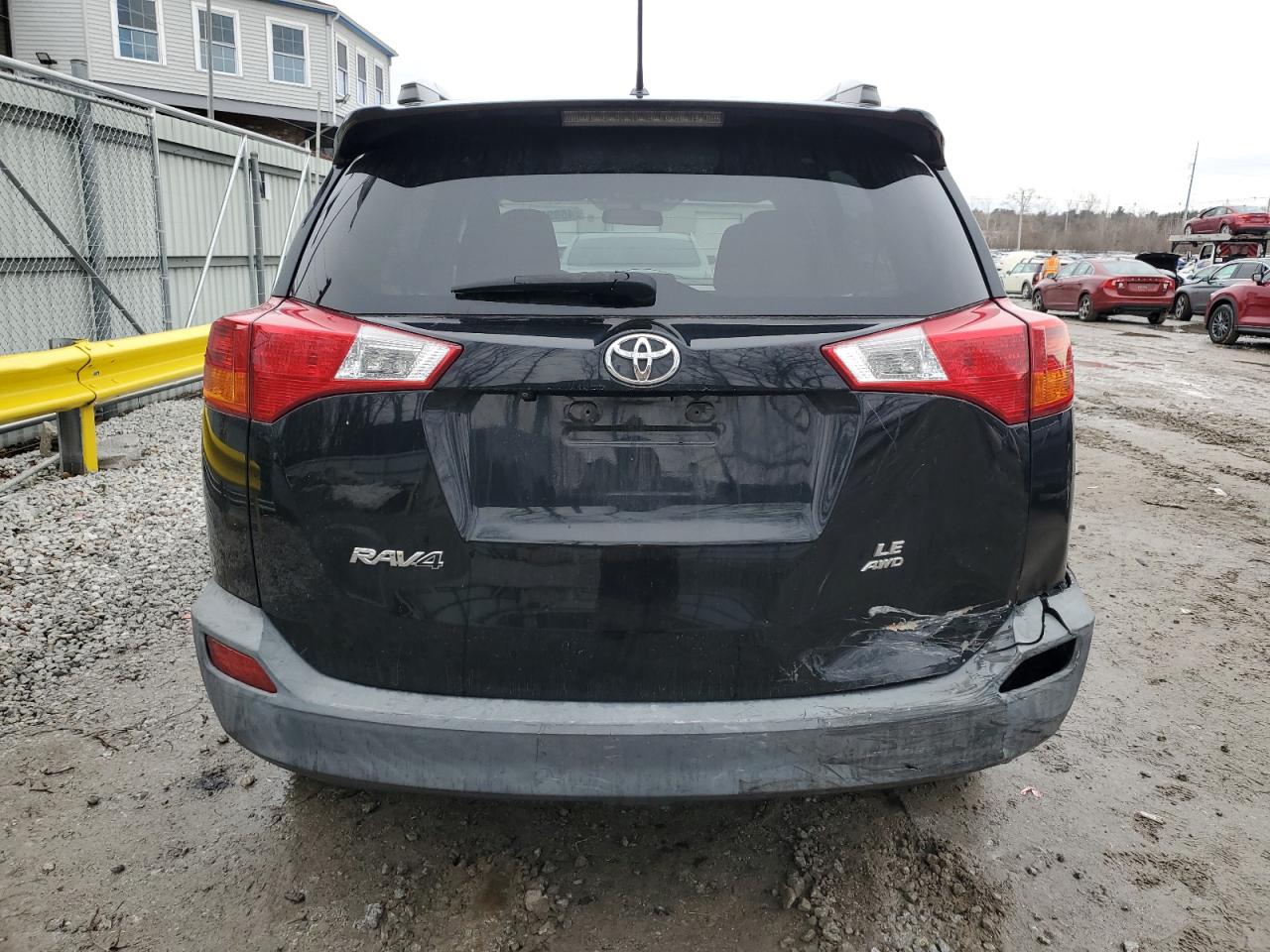 2015 Toyota RAV 4 - Image 6