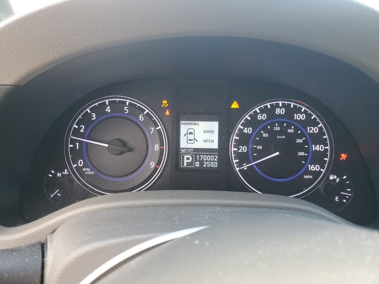 2012 Infiniti G - Image 9