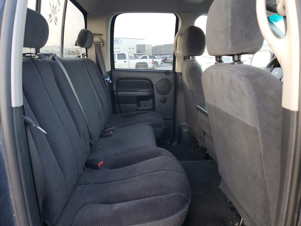 2004 Dodge RAM - Image 10