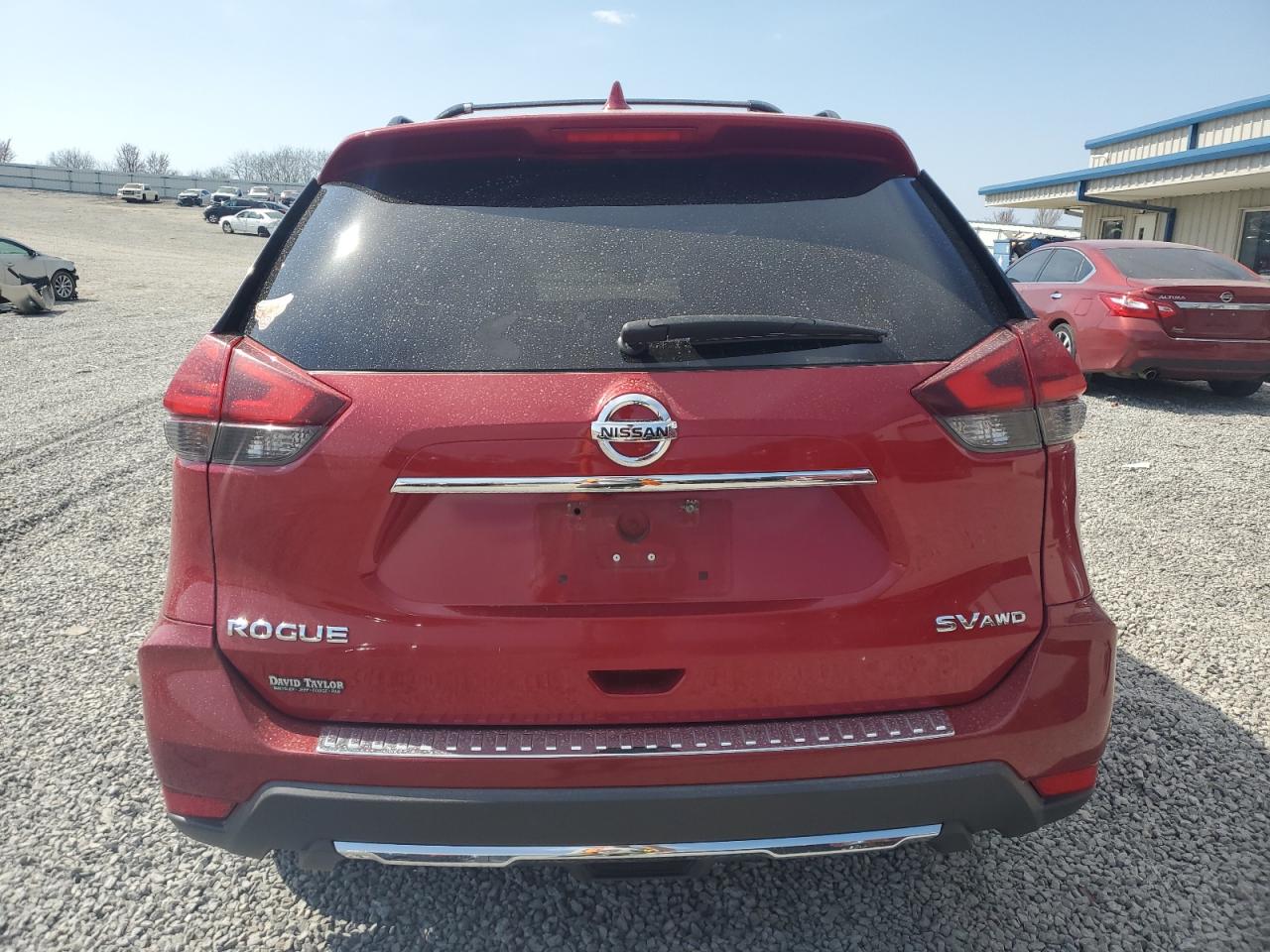5N1AT2MV3HC828126 NISSAN ROGUE 2017