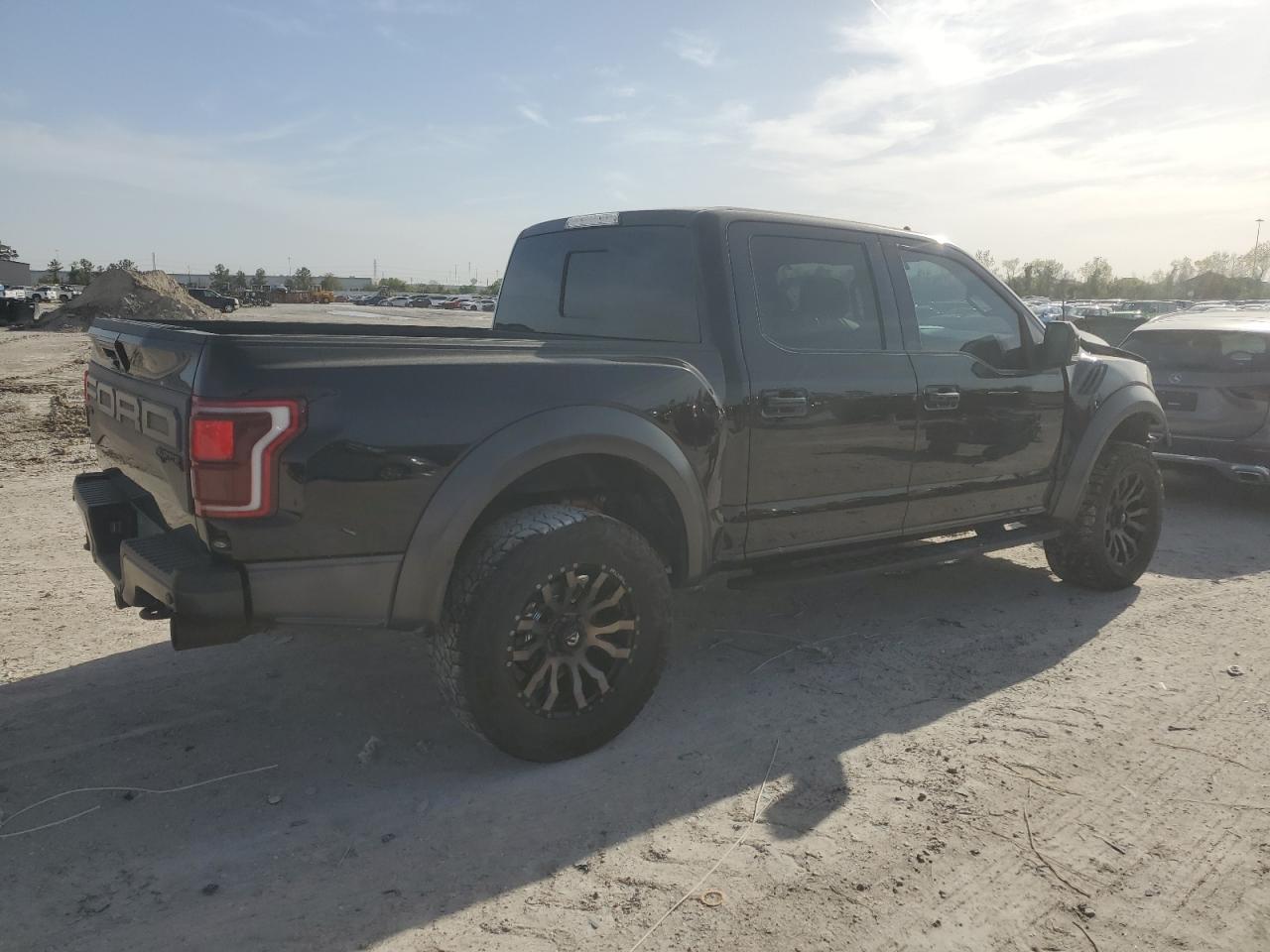 1FTFW1RG3KFB11320 FORD F150 2019