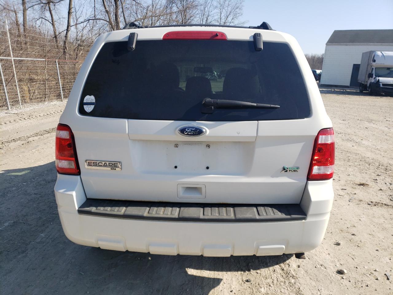 2010 Ford Escape - Image 6