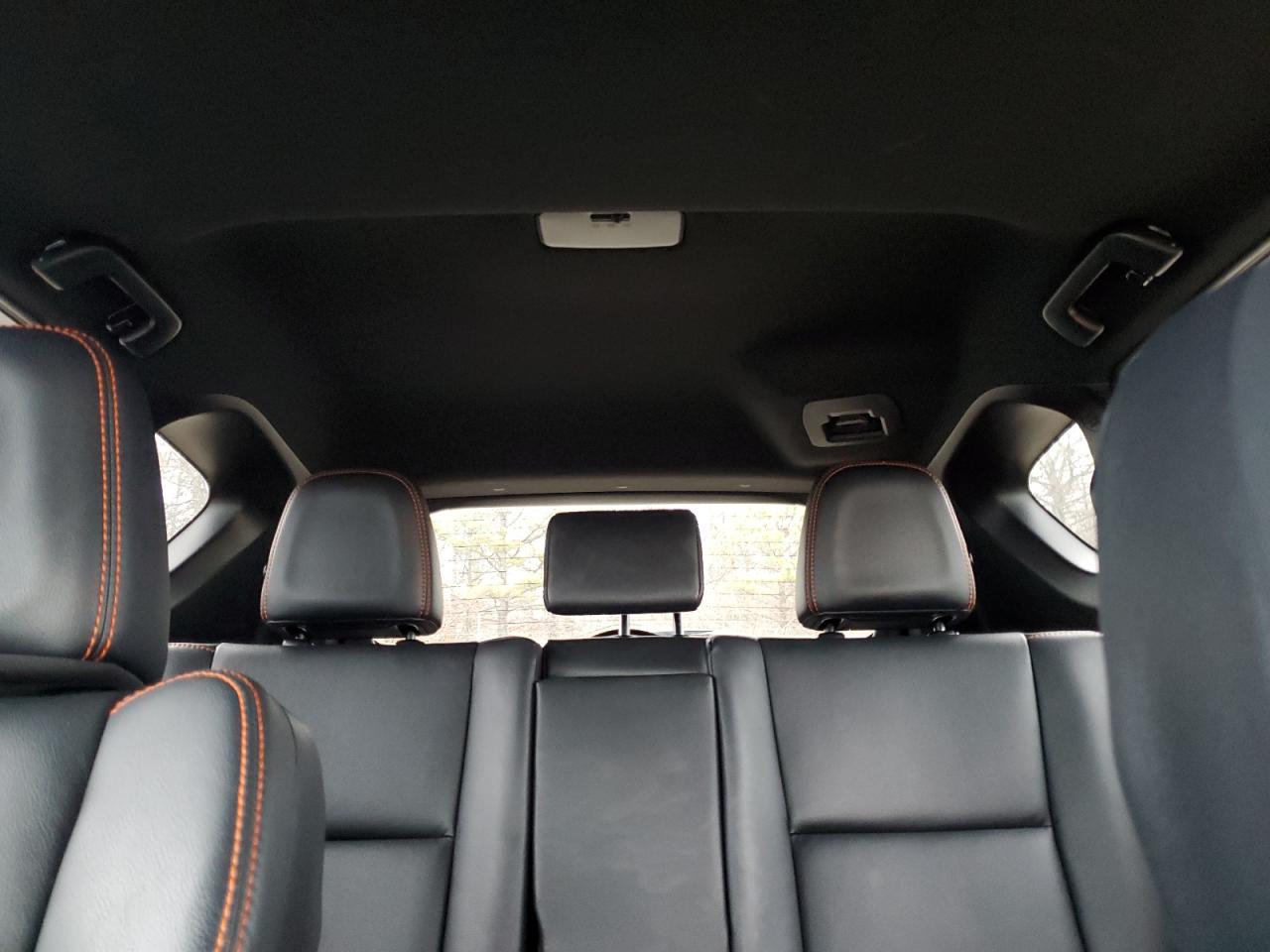 2017 Toyota RAV 4 - Image 10