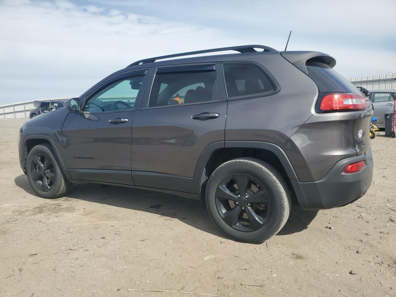 2018 Jeep Grand Cherokee - Image 2