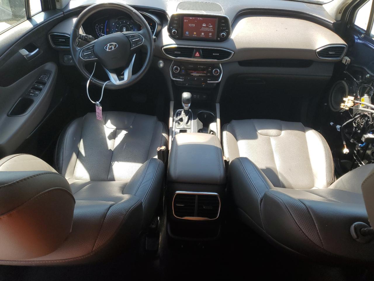 2020 Hyundai Santa Fe - Image 8