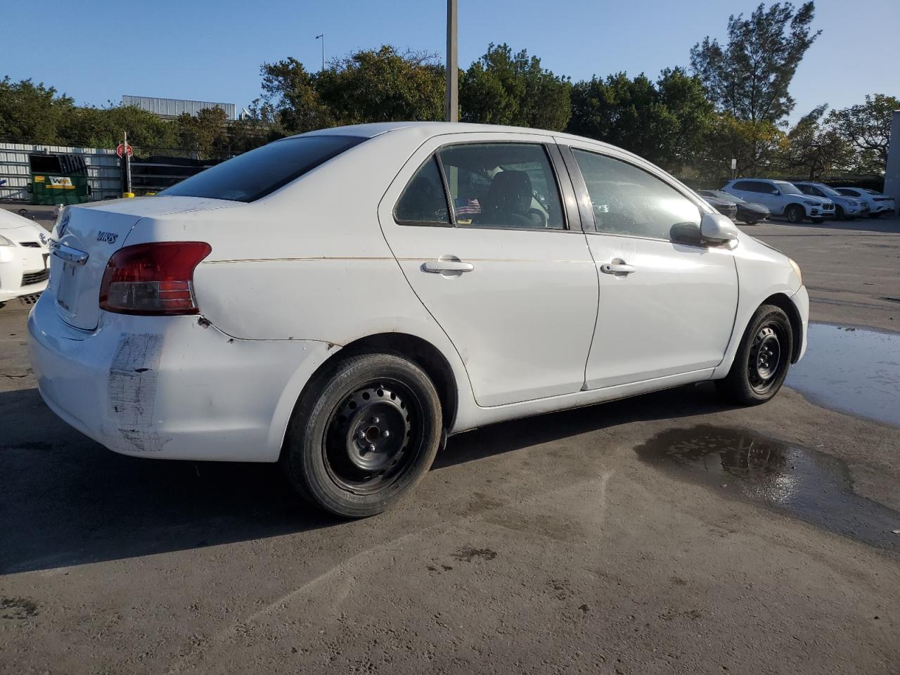 2009 Toyota Yaris - Image 3