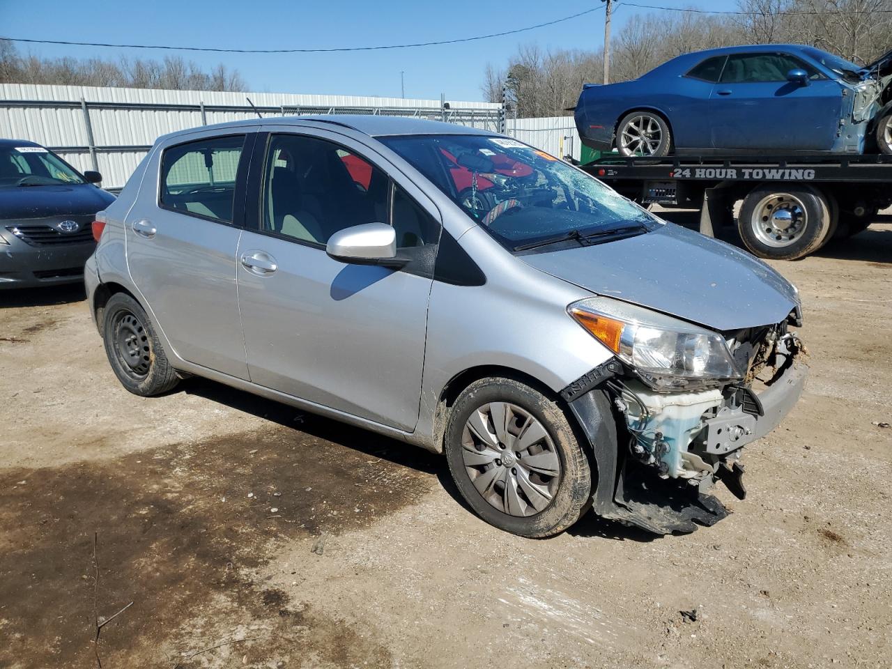 2014 Toyota Yaris - Image 4