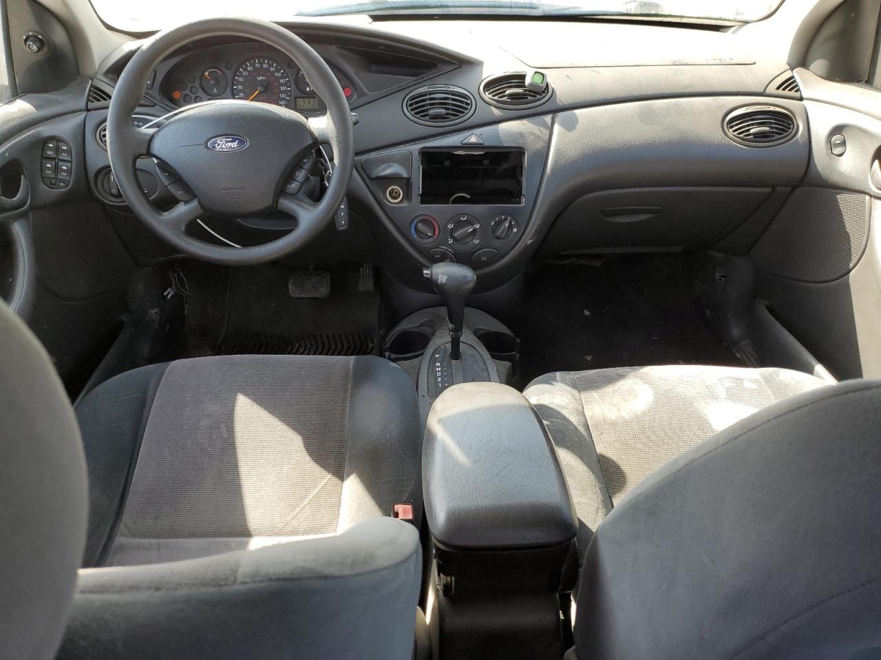 2002 Ford Focus - Image 8
