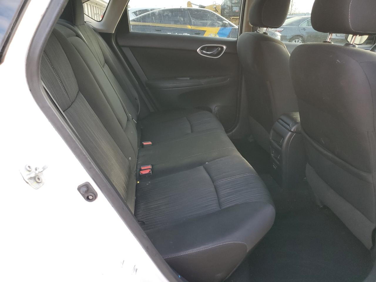 3N1AB7AP1HY275884 NISSAN SENTRA 2017