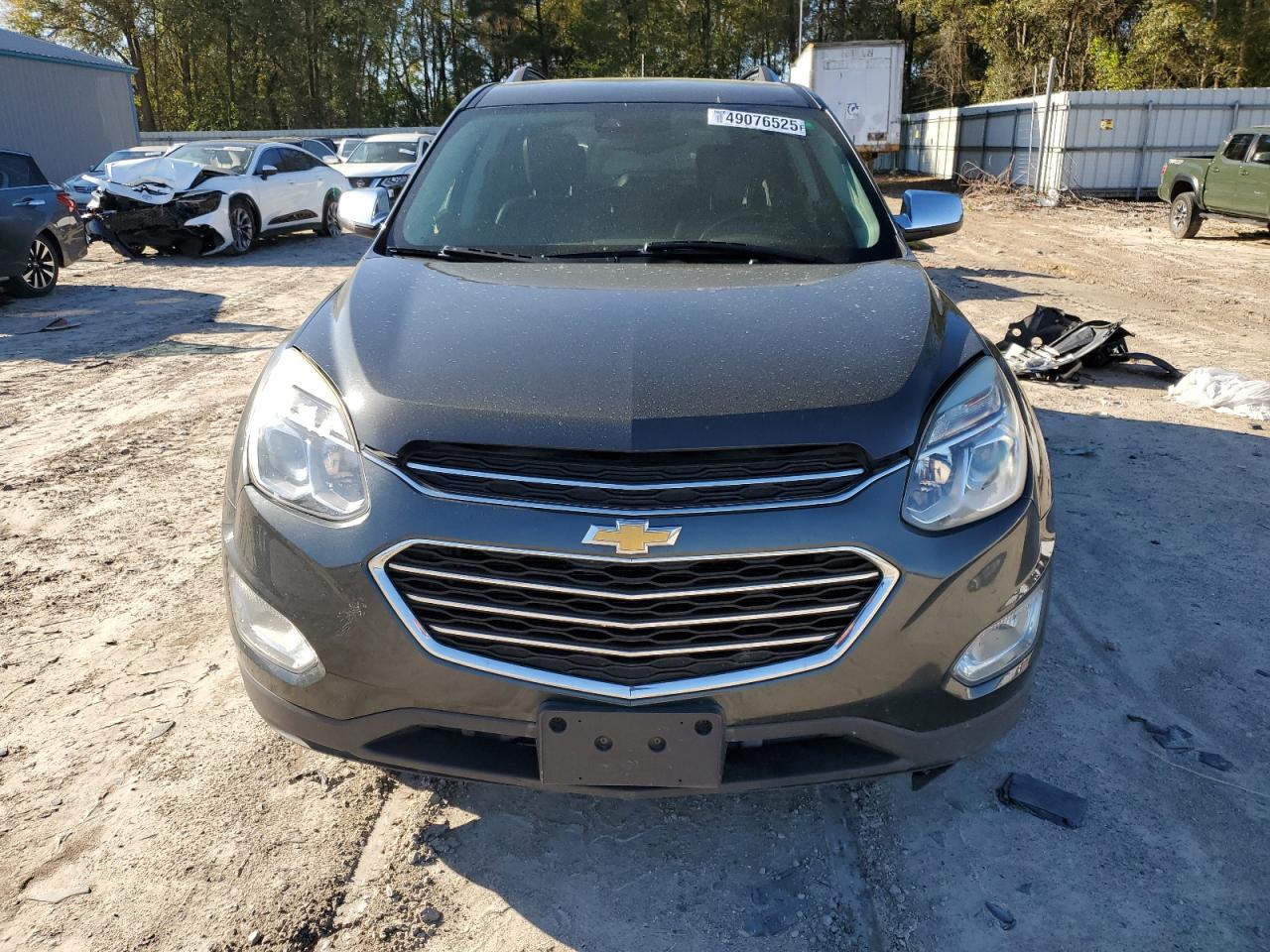2017 Chevrolet Equinox - Image 5