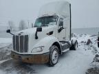 2015 PETERBILT 579 SEMI TRUCK à vendre chez Copart NY - SYRACUSE