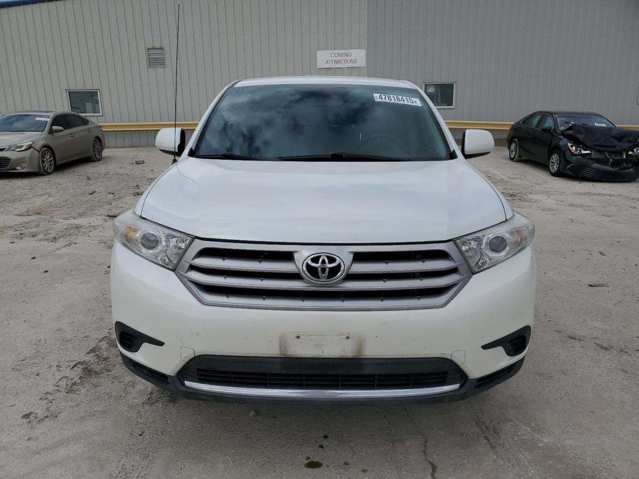 2011 Toyota Highlander - Image 5