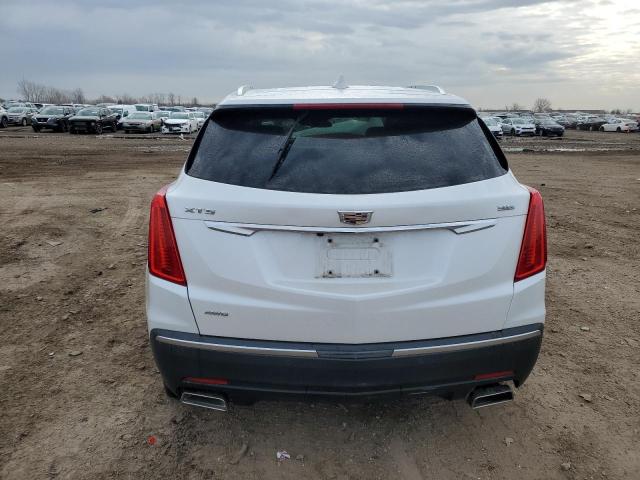  CADILLAC XT5 2018 Biały