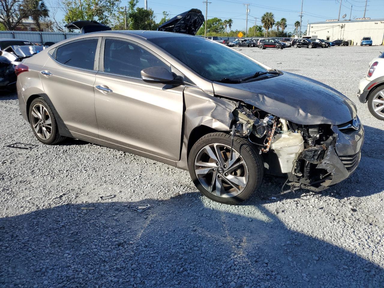 2016 Hyundai Elantra - Image 4