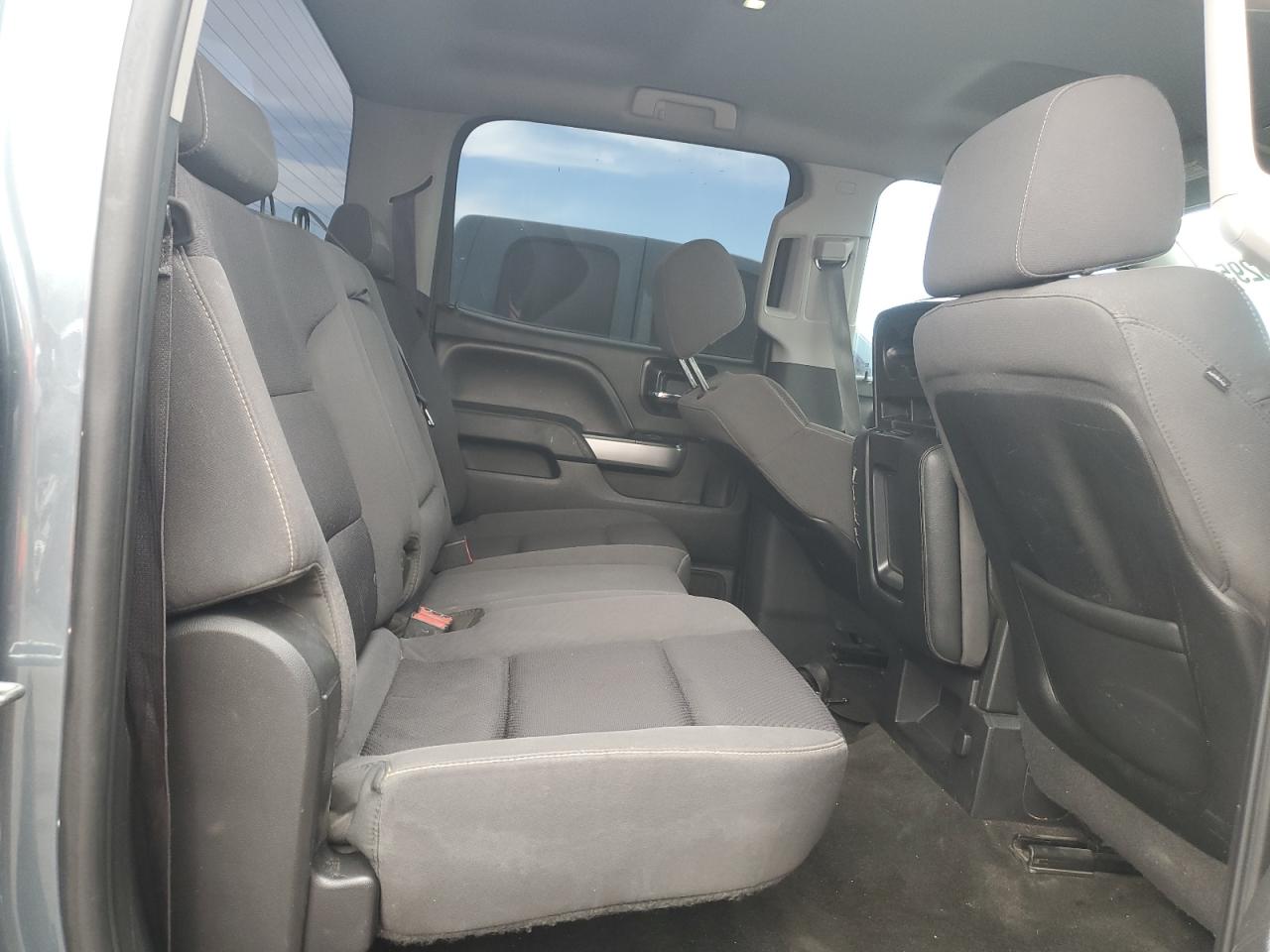 2014 Chevrolet Silverado - Image 10