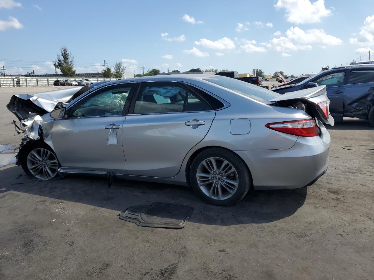2015 Toyota Camry - Image 2