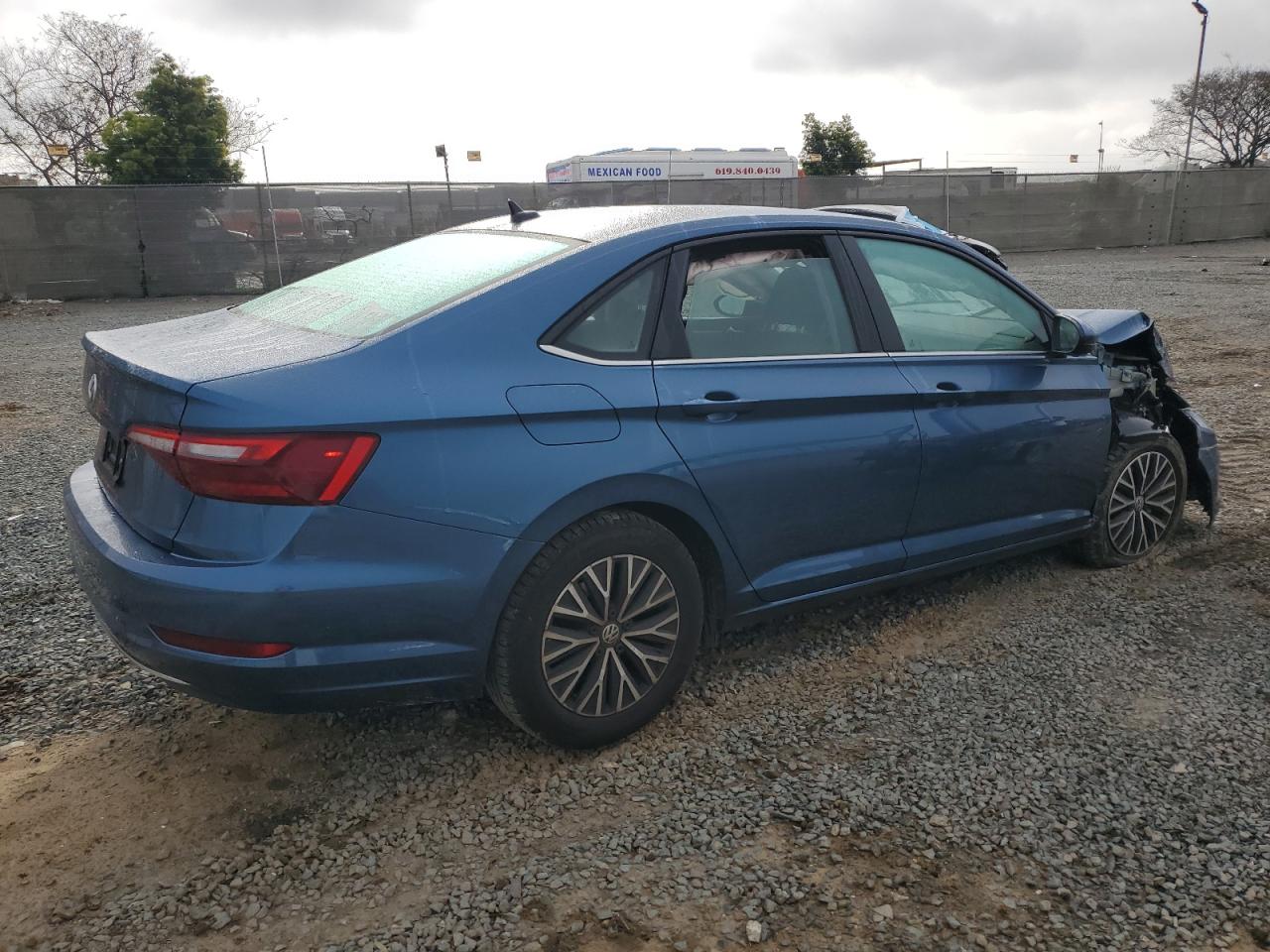 2021 Volkswagen Jetta - Image 3