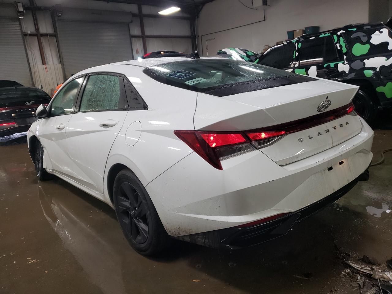 2021 Hyundai Elantra - Image 2