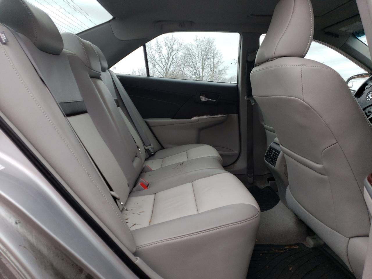 2014 Toyota Camry - Image 10