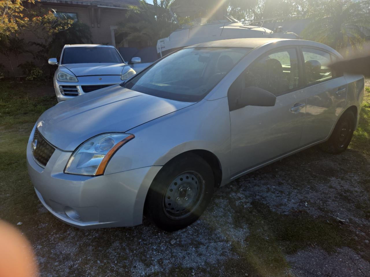 2009 Nissan Sentra - Image 2
