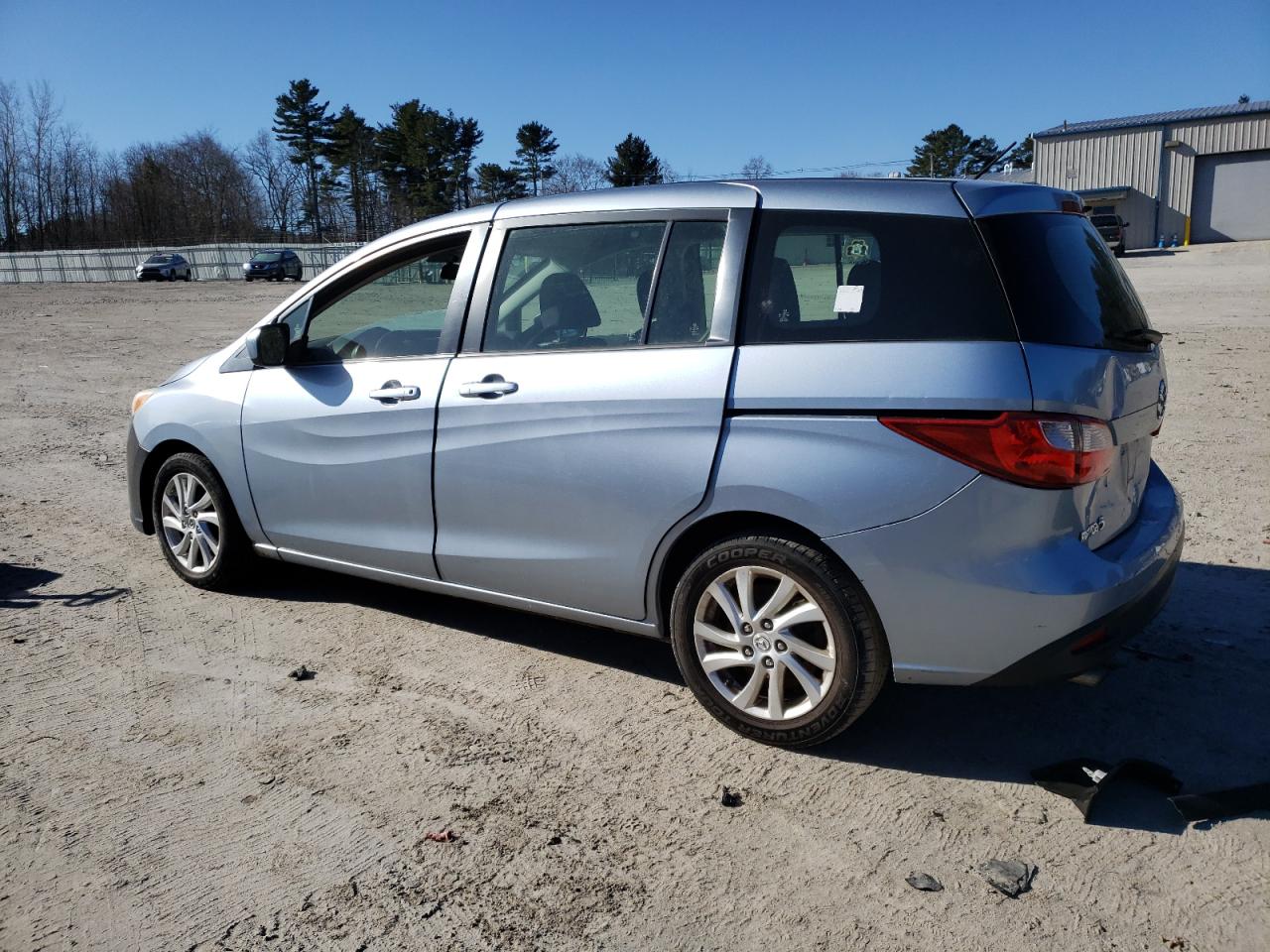 2012 Mazda 5 - Image 2