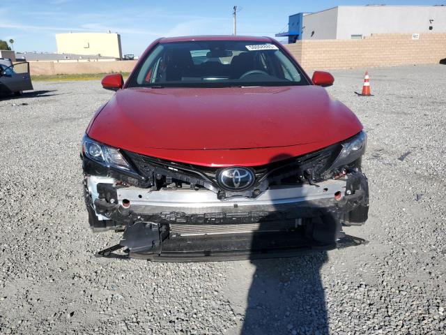  TOYOTA CAMRY 2023 Czerwony